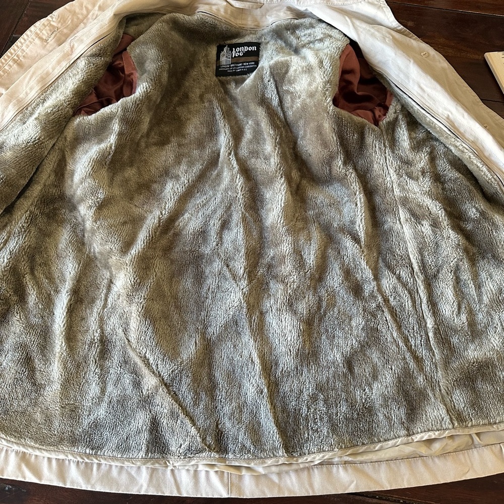 London Fog Vintage Faux Fur Lined Trench Coat Women’s 6 Classic Beige Timeless - Picture 3 of 10
